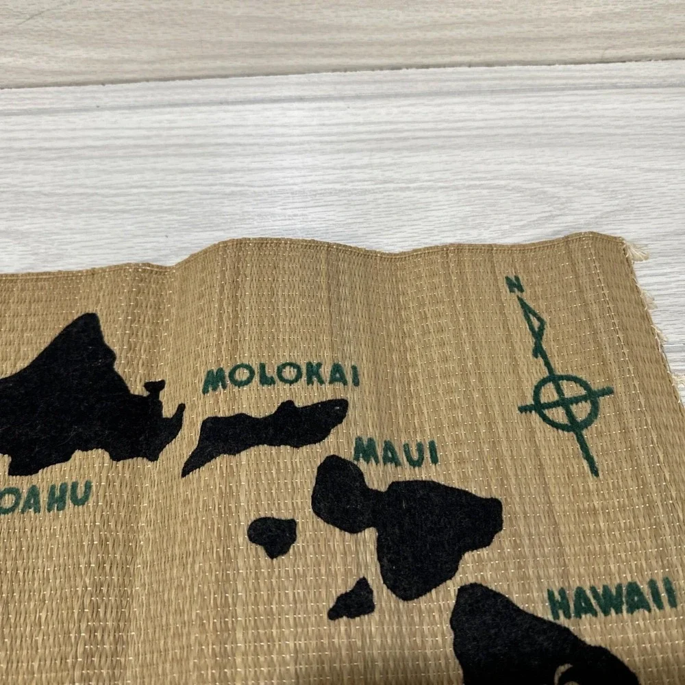Hawaiian Woven Placement 1960s The Islands of Hawaii Vintage 17.75x11.75